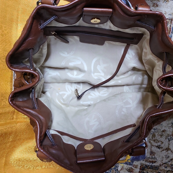 Michael Kors Leather Purse - Picture 3 of 12